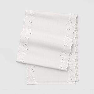 72"x14" nwt Table Runner Eyelet Ivory Scallop - Threshold